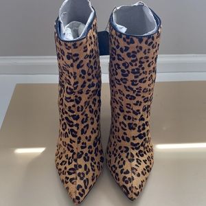 NEW- EXPRESS Runway Collection Leopard Boots/Booties Size 7.5